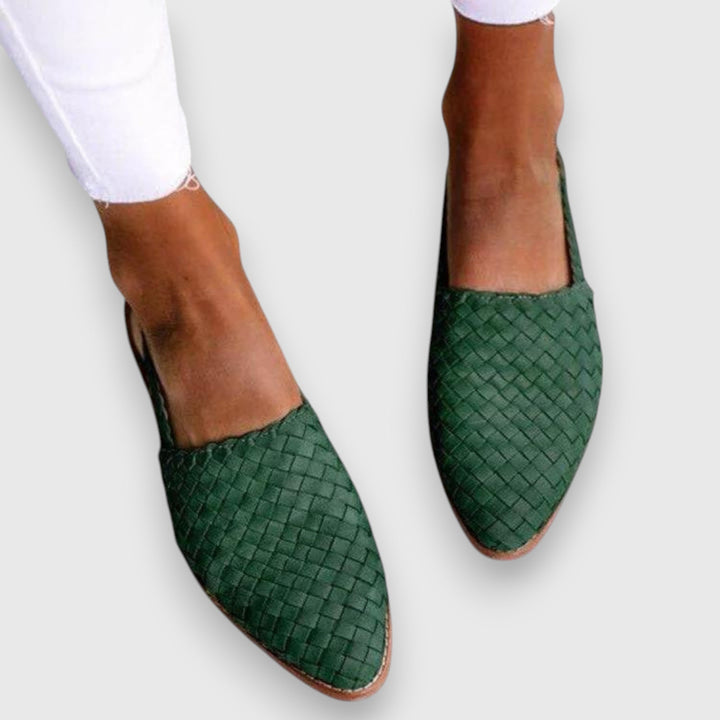 LYSENA | COMFY SANDALS