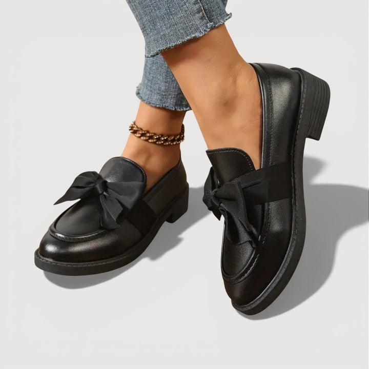 MAERYL | BOW DETAIL LOAFERS