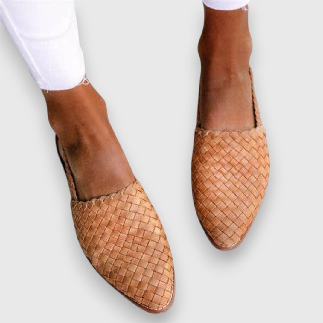 LYSENA | COMFY SANDALS