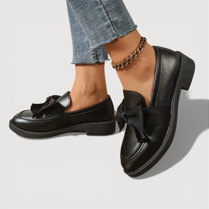 MAERYL | BOW DETAIL LOAFERS